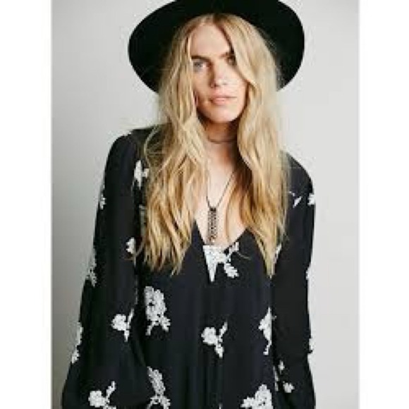 Free people XS Women's Black Embroidered Austin Dress - Picture 2 of 10
